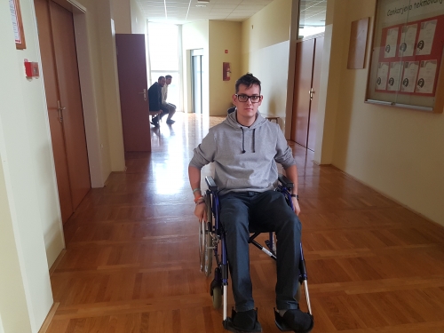 Vožnja z invalidskim vozičkom