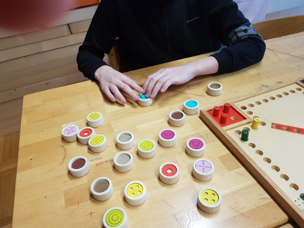 Dijaki Srednje lesarske in gozdarske šole Maribor so spoznavali posebne potrebe