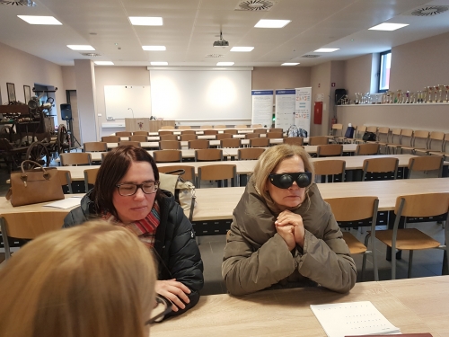 Spoznavanje okvare vida s simulacijskimi očali