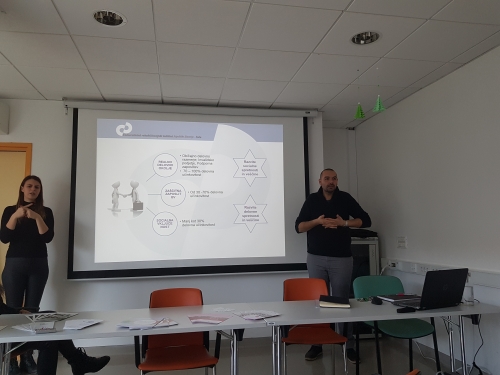 Predstavnik URI Soča predstavlja možne ocenitve delovne sposobnosti v procesu zaposlitvene rehabilitacije