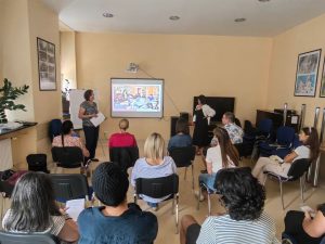 Predstavitev še ene organizacije, ki se je udeležila seminarja