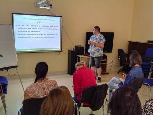 Predstavitev udeležene organizacije seminarja